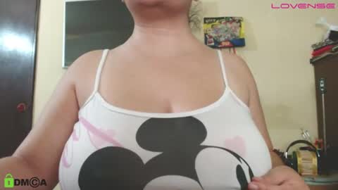 Snapshot of camiilahotxxx chatting on 17, 7, 2026 Camila online show from 17, 7, 2026