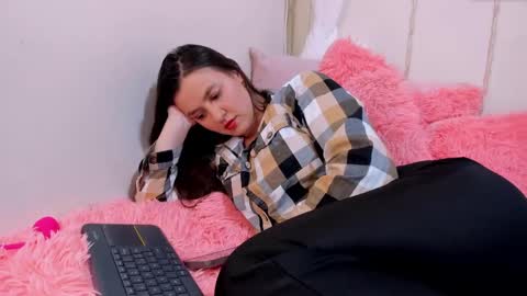 Snapshot of camiilalopee chatting on 28, 1, 2025 Camii Lopez online show from 28, 1, 2025