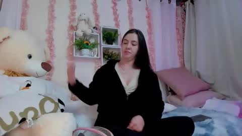 Snapshot of camiilalopee chatting on 20, 10, 2025 Camii Lopez online show from 20, 10, 2025