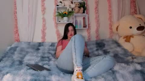 Camii Lopez online show from 6, 2, 2026