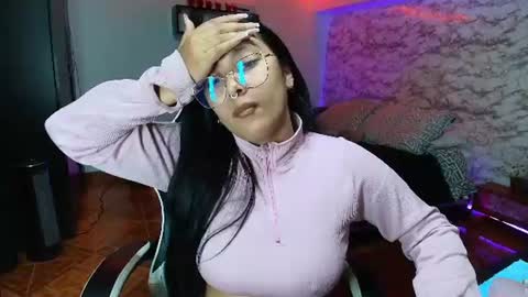 Camila Roose online show from 5, 8, 2026