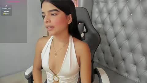 Camila online show from 4, 5, 2026