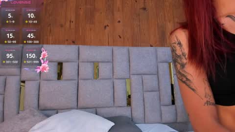 camilaa_smith_ online show from 1, 4, 2026