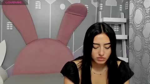 Camila  online show from 19, 2, 2025