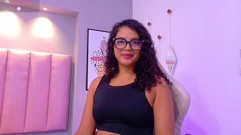 Camila online show from 6, 11, 2025