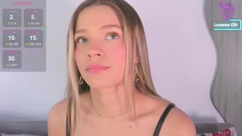 Camila Monroee  online show from 6, 1, 2026