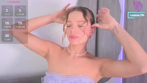 Camila Monroee  online show from 13, 1, 2026