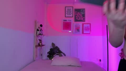 Camila  online show from 15, 10, 2025