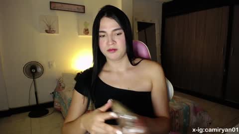 Snapshot of camilaryan chatting on 19, 1, 2025 X IGcamiryan01 online show from 19, 1, 2025