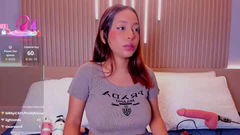 Snapshot of camile_cute chatting on 9, 9, 2025 camile_cute online show from 9, 9, 2025