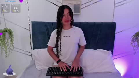 camilla_miller01 online show from 23, 9, 2025