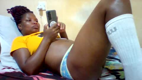 Snapshot of camillah_sweet chatting on 17, 7, 2026 camillah_sweet online show from 17, 7, 2026