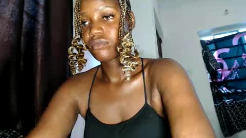 camillasoofine online show from 28, 5, 2026