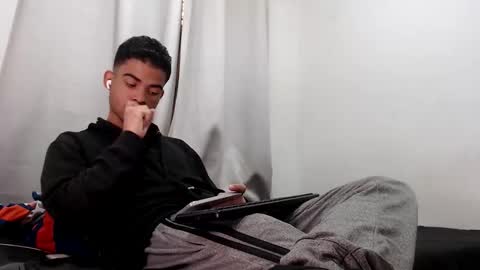 camillo_beischel_ online show from 9, 10, 2025