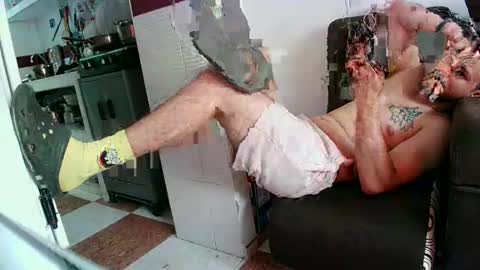 Snapshot of camiloex chatting on 19, 12, 2024 Camilo online show from 19, 12, 2024