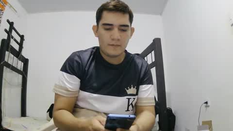 Camilowhite  online show from 17, 9, 2025