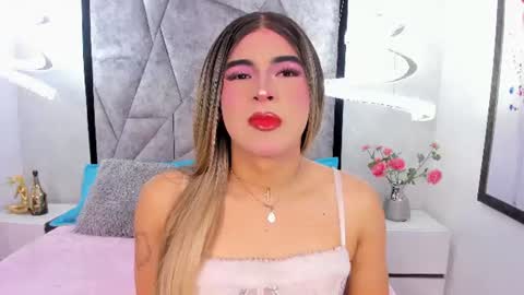 camirauxx online show from 15, 6, 2026