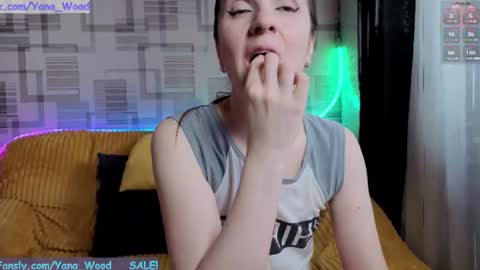 Snapshot of camkitana01 chatting on 22, 6, 2026 Kitana online show from 22, 6, 2026