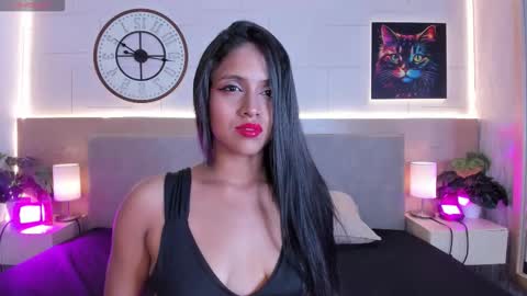 Camila online show from 10, 11, 2025