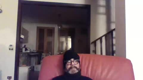 Snapshot of camomilla72 chatting on 23, 2, 2025 Cristian online show from 23, 2, 2025