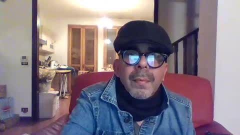Snapshot of camomilla72 chatting on 9, 3, 2025 Cristian online show from 9, 3, 2025