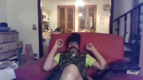 Snapshot of camomilla72 chatting on 26, 9, 2025 Cristian online show from 26, 9, 2025