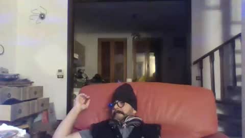 Snapshot of camomilla72 chatting on 5, 10, 2025 Cristian online show from 5, 10, 2025