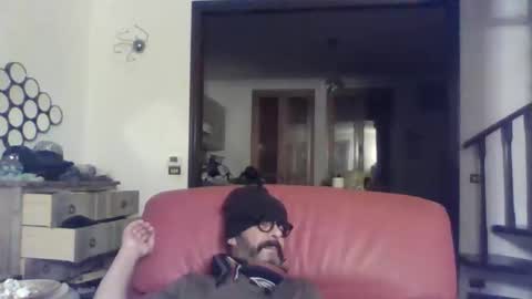 Snapshot of camomilla72 chatting on 13, 10, 2025 Cristian online show from 13, 10, 2025