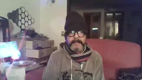 Snapshot of camomilla72 chatting on 18, 10, 2025 Cristian online show from 18, 10, 2025