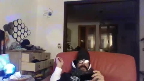 Snapshot of camomilla72 chatting on 25, 10, 2025 Cristian online show from 25, 10, 2025