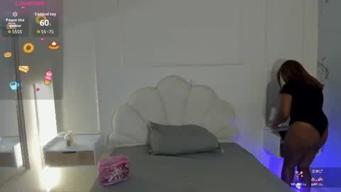 Snapshot of candaceowens chatting on 18, 6, 2026 candaceowens online show from 18, 6, 2026
