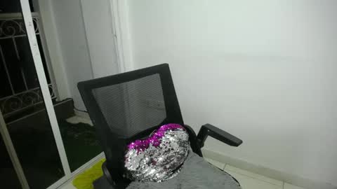 cumorsmooke online show from 2, 2, 2025