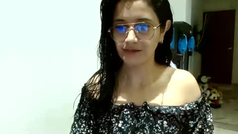 Snapshot of canddysexxx_ chatting on 9, 1, 2025 Carolina online show from 9, 1, 2025