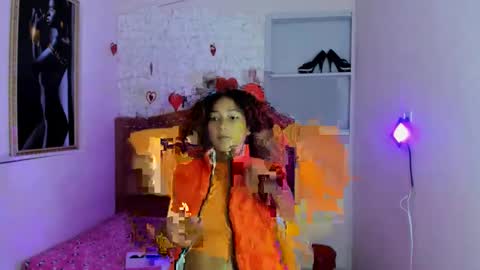 Snapshot of candela_ruiz chatting on 18, 9, 2025 candela_ruiz online show from 18, 9, 2025