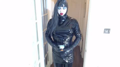 candi smokes online show from 17, 2, 2025