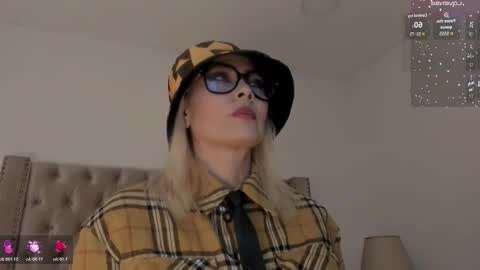 Candie  online show from 2, 2, 2026