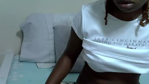 candiemaya online show from 11, 10, 2025