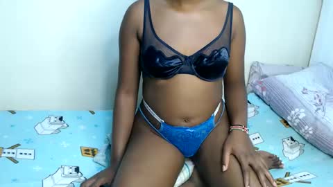 Snapshot of candiemaya chatting on 30, 5, 2026 candiemaya online show from 30, 5, 2026