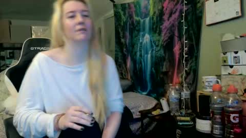 Candi online show from 13, 5, 2026