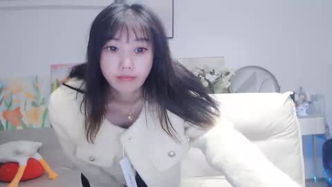 candy8998 online show from 2, 11, 2025