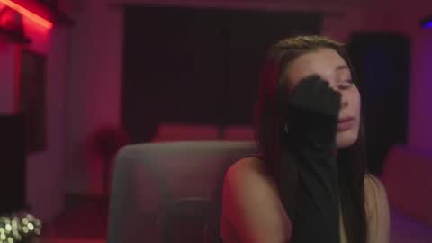 Candy Storm online show from 16, 11, 2025