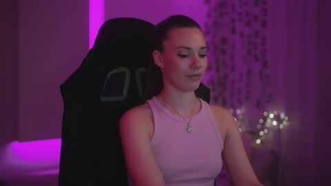 Snapshot of candy__storm chatting on 25, 3, 2026 Candy Storm online show from 25, 3, 2026