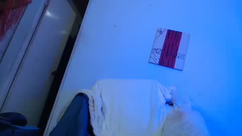 Snapshot of candy_cumyy1 chatting on 7, 12, 2024 candy_cumyy1 online show from 7, 12, 2024