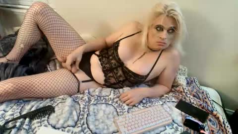 ExtraCandy online show from 30, 5, 2026