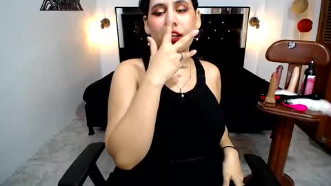 candy online show from 9, 3, 2025