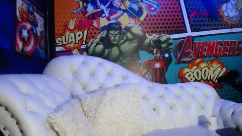 candy online show from 30, 10, 2025