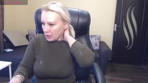 candy_hellenx online show from 1, 4, 2026