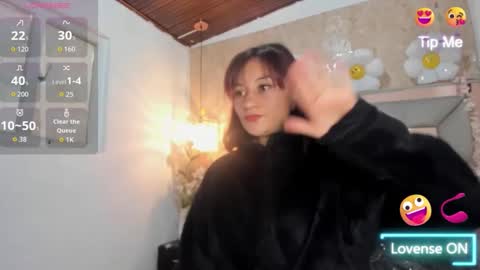 Candy hot online show from 4, 10, 2025