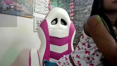 candy_kiss__ online show from 5, 11, 2025