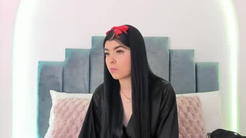 Candy Luna online show from 4, 4, 2026